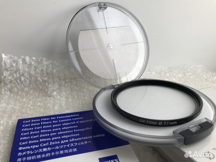 Светофильтр Carl Zeiss T* UV 77mm