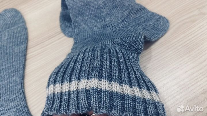 Вяжу дома на машине, спицами, крючком