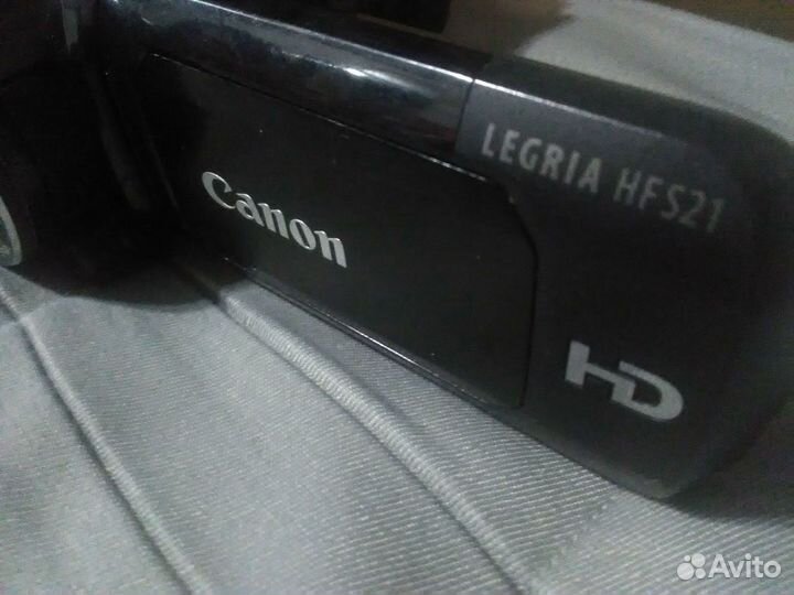 Видеокамера Canon HF-S21