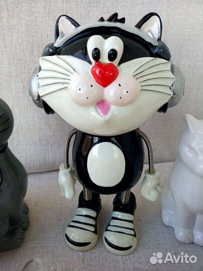 Фигурки кошек и котов копилки