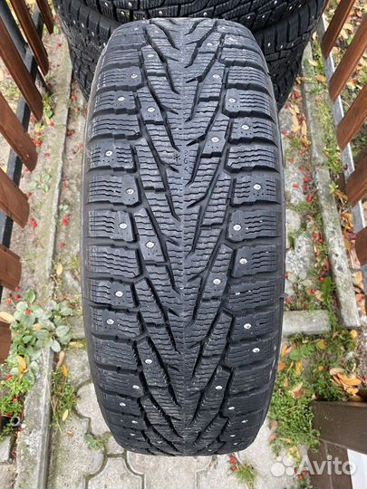 Nokian Tyres Hakkapeliitta 7 SUV 235/65 R17