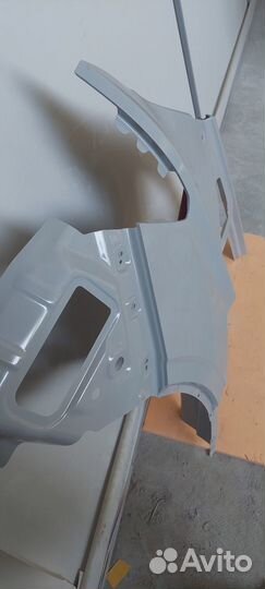 Крыло заднее правое Geely Coolray