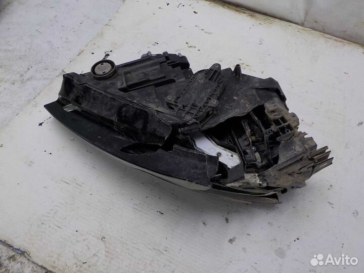 Фара skoda rapid