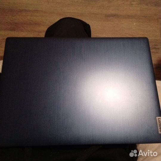 Lenovo IdeaPad 3 14ada05