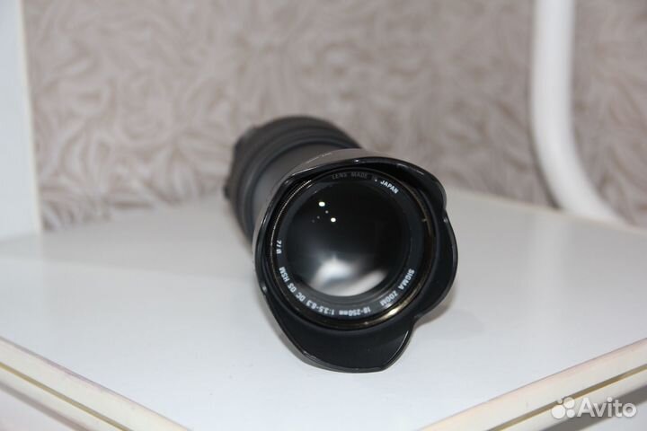 Объектив Sigma 18-250mm f/3.5-6.3 DC OS macro HSM