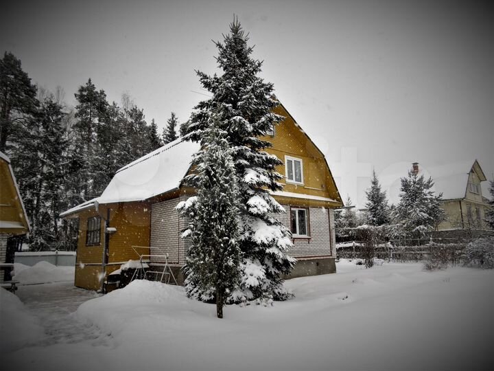 Коттедж 138 м² на участке 12 сот.