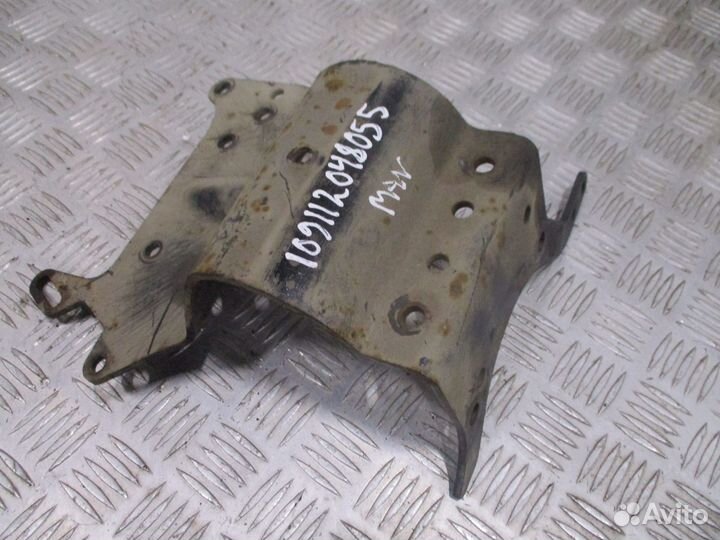 Кронштейн MAN 81517150416