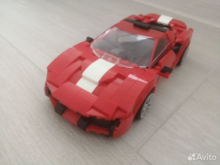 Лего-конструктор машинка