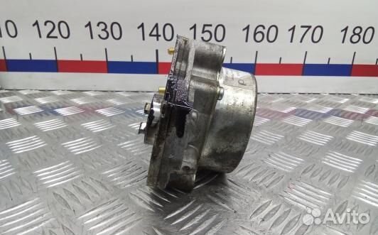 Насос вакуумный land rover discovery 4 (PEA01KX01)