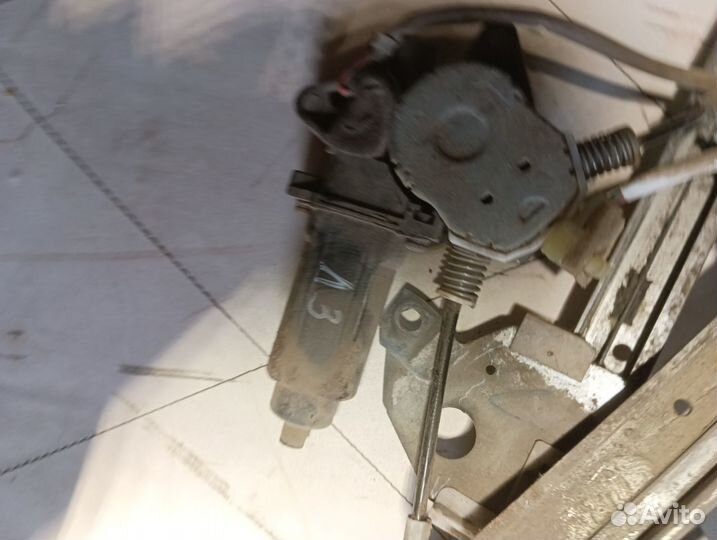 Стеклоподъёмник тойота камри v10