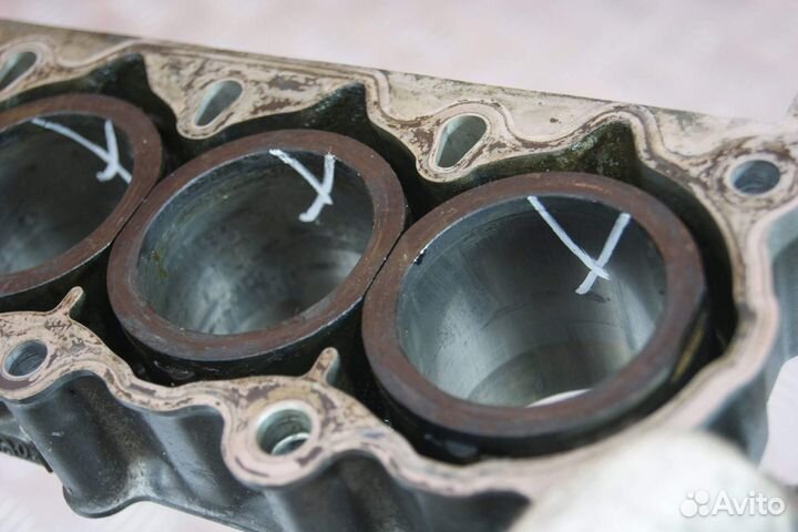 Блок цилиндров с поршнями Kawasaki ZR250 Balius