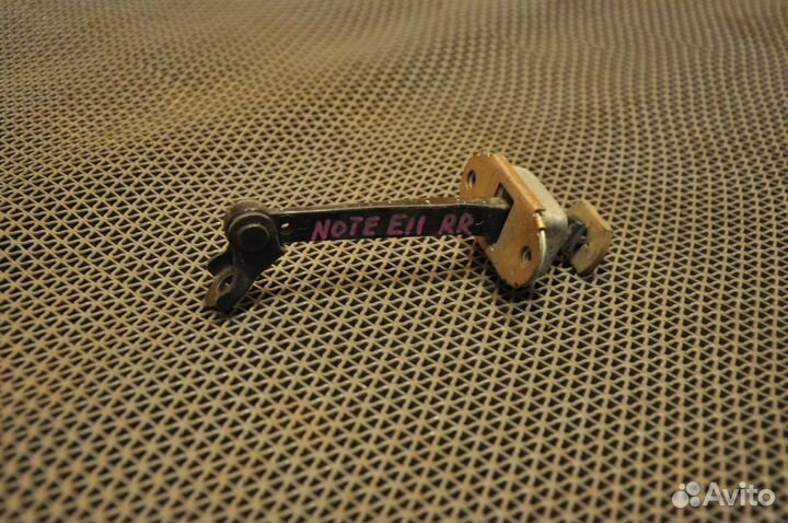 Ограничитель двери nissan note E11