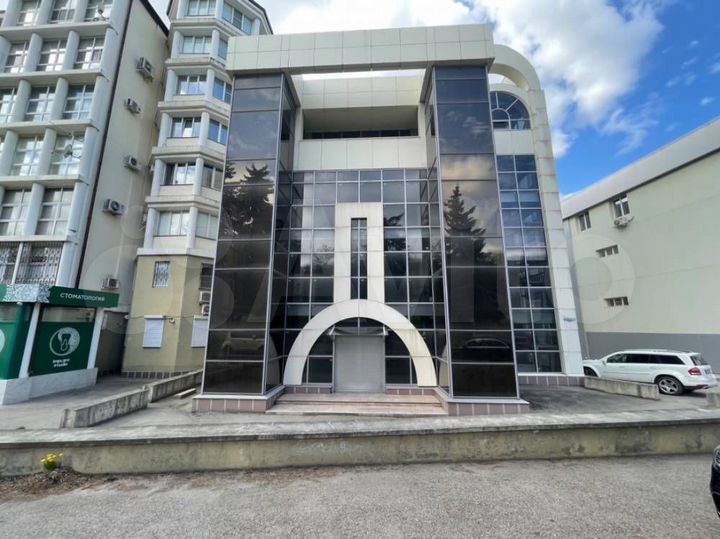 Продам помещение свободного назначения, 2100 м²