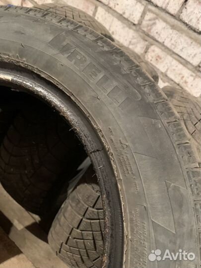 Pirelli Ice Zero 175/65 R14 82