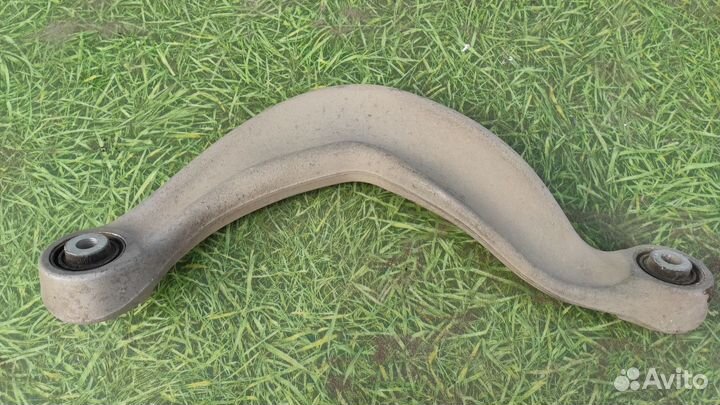 Рычаг верхний задний левый Audi A4 B8 2007-2015