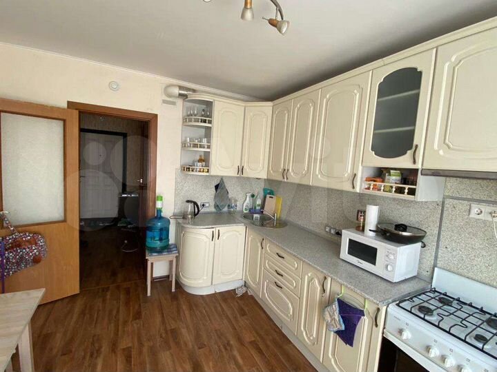 1-к. квартира, 37 м², 8/9 эт.