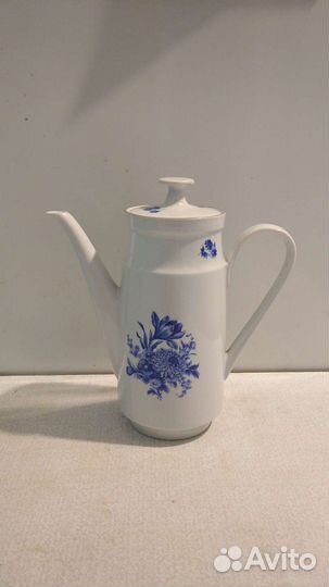 Кофейник и масленка