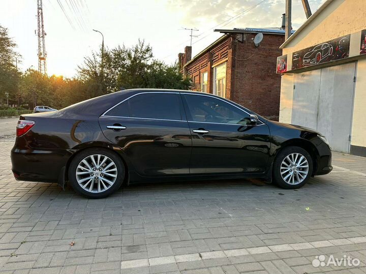 Toyota Camry 2.5 AT, 2015, 230 000 км