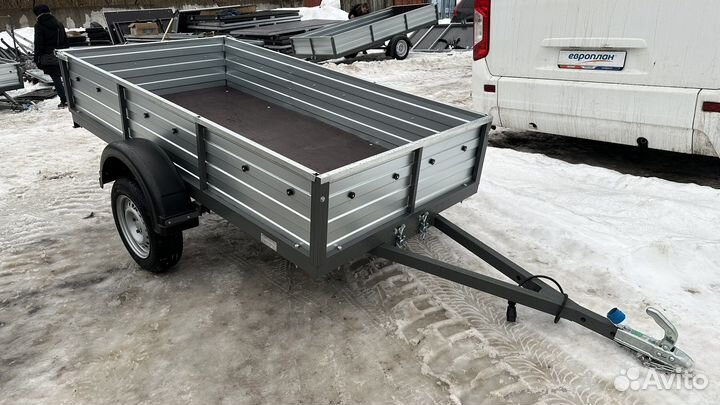 Прицеп новый легковой 2.5х1.3 окрашенный