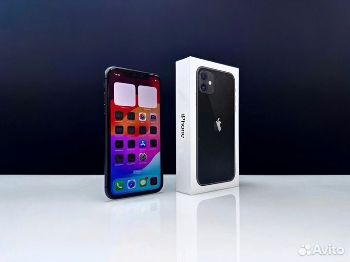 iPhone 11, 64 ГБ