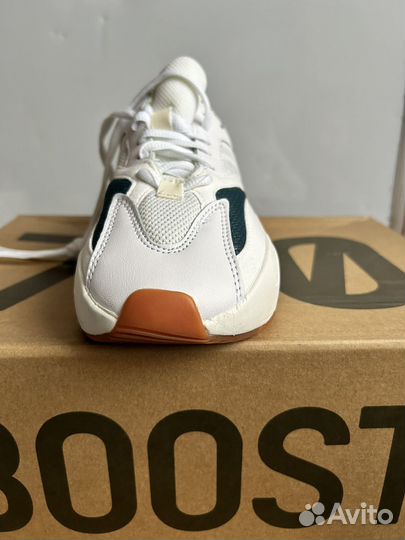 Кроссовки женские 36 размер