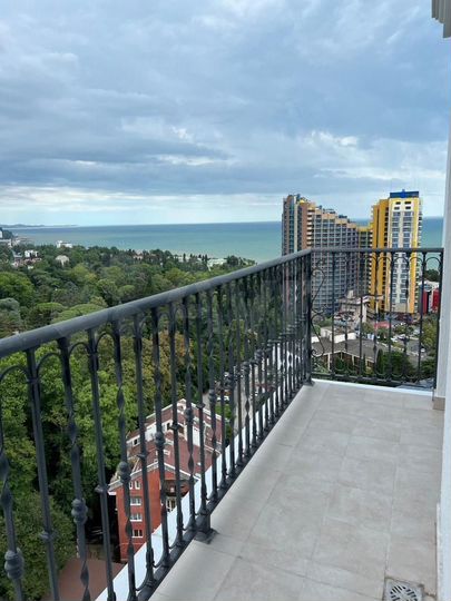 4-к. квартира, 140 м², 16/17 эт.