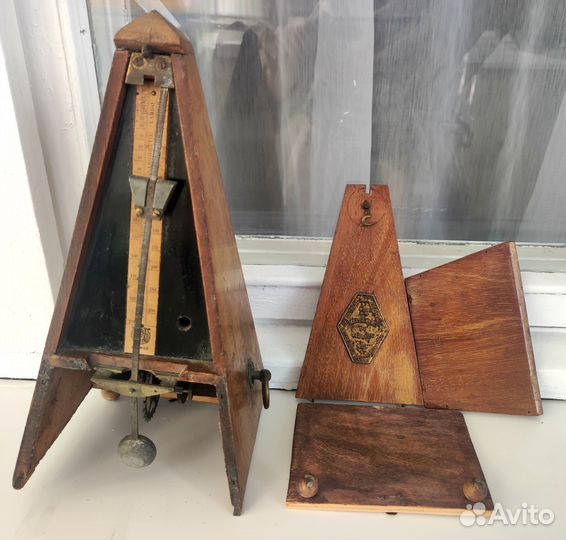 Старинный метроном Мaеlzel