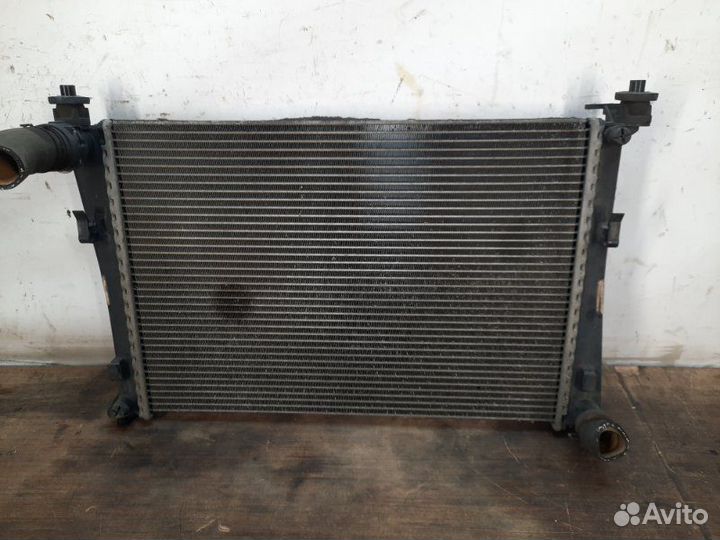 Радиатор основной Ford Fiesta хэтчбэк 5 дв. 1.4