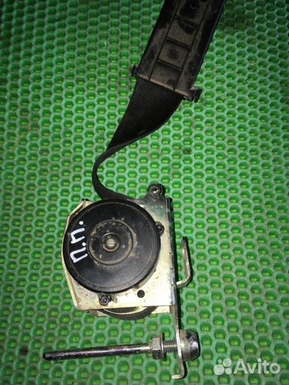 Ремень безопасности передний правый Opel Astra H