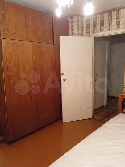 2-к. квартира, 54 м², 2/5 эт.