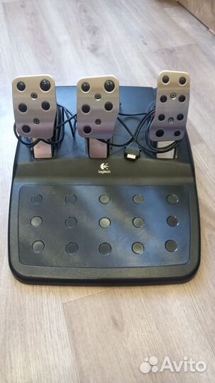 Игровой руль logitech g27