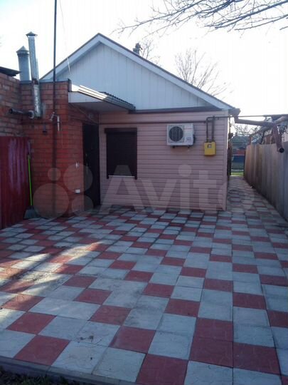 Дом 38 м² на участке 3 сот.