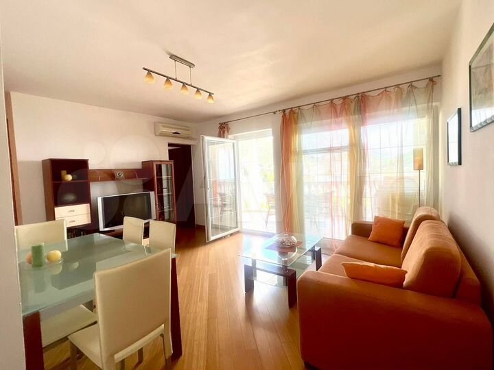 2-к. квартира, 64 м² (Черногория)