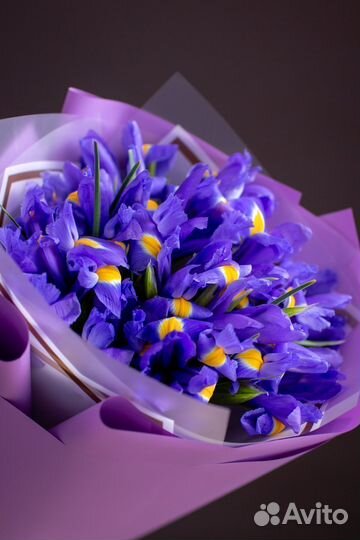 Букет из 15 ирисов