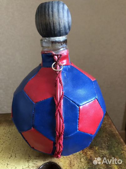 Коллекционная бутылка футбольный мяч