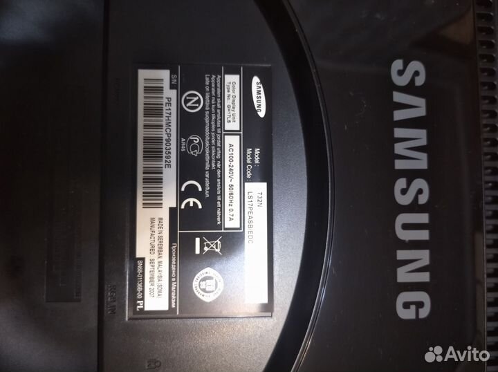 Монитор Samsung syncmaster 732n