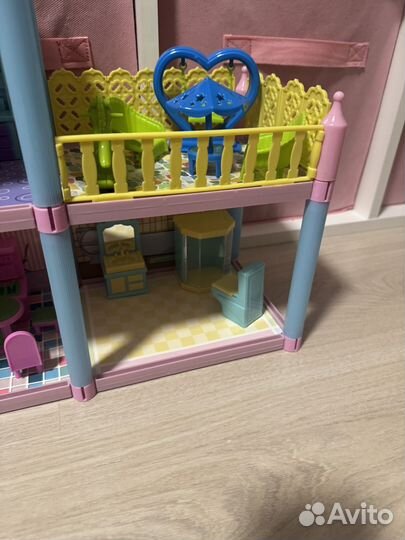Кукольный домик с мебелью новый