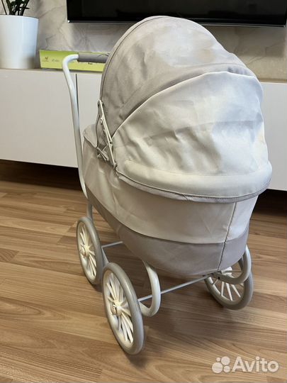 Коляска для кукол