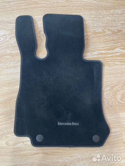 Коврики для машины mercedes