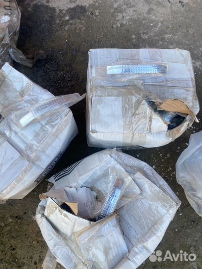 Мебельная фурнитура : ручки, петли