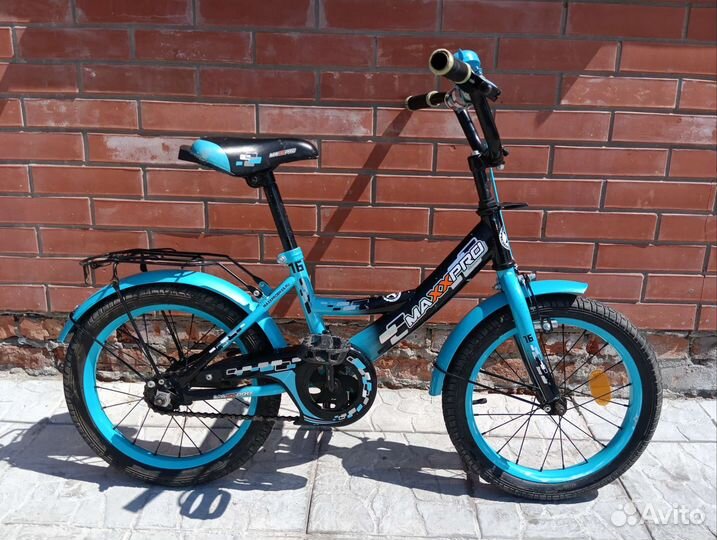 Детский велосипед 16