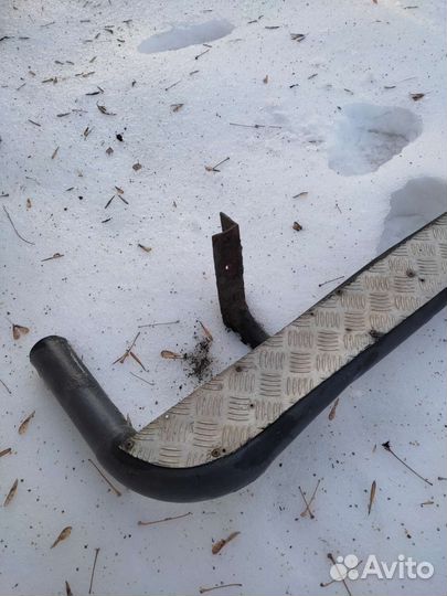 Задняя подножка на газель