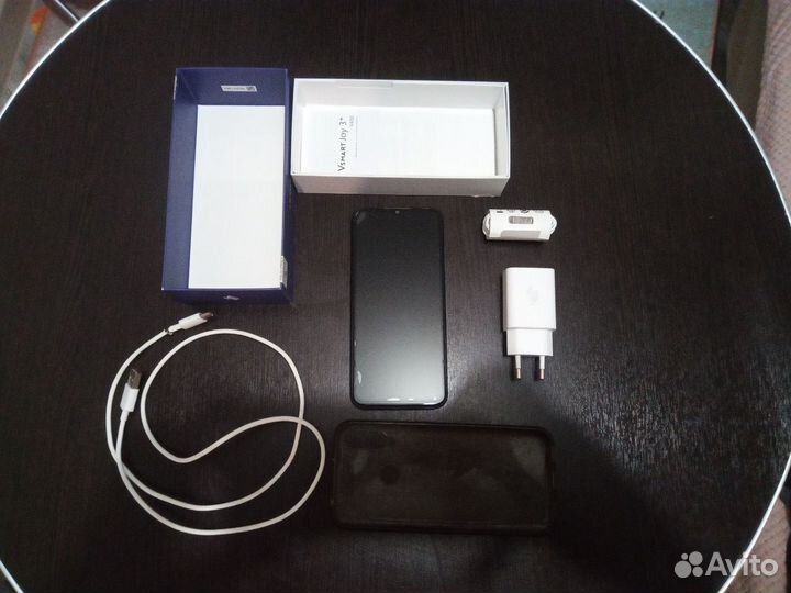 Vsmart Joy 3+, 4/64 ГБ