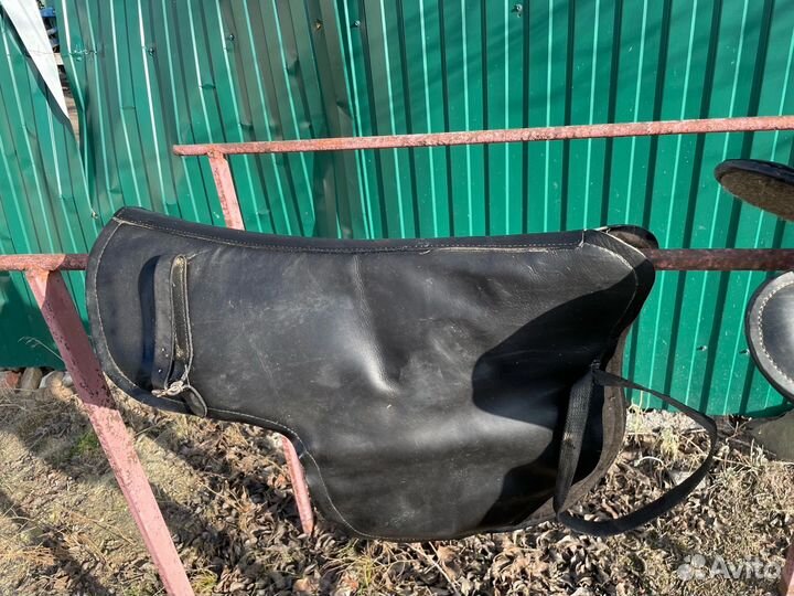 Седло для лошади кавалерийское