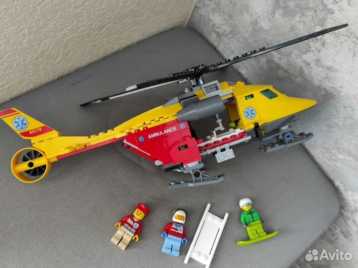 Вертолет Лего 60179