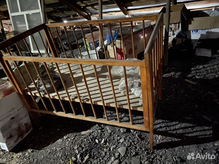 Детская кроватка