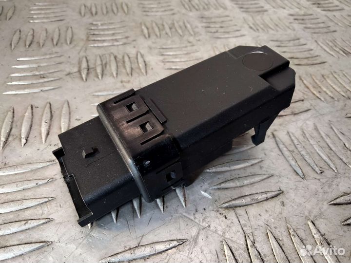 Модуль доводчика Renault Megane II Scenic 2