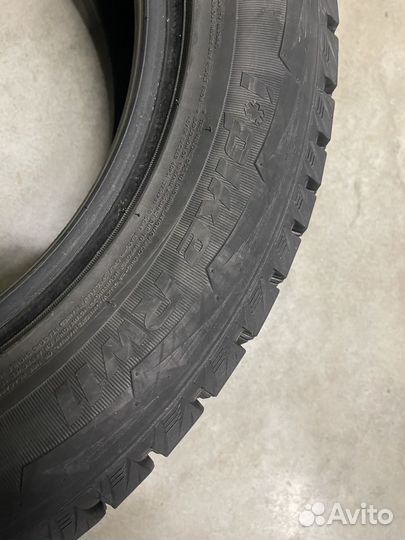 Hankook Winter I'Pike 225/60 R17