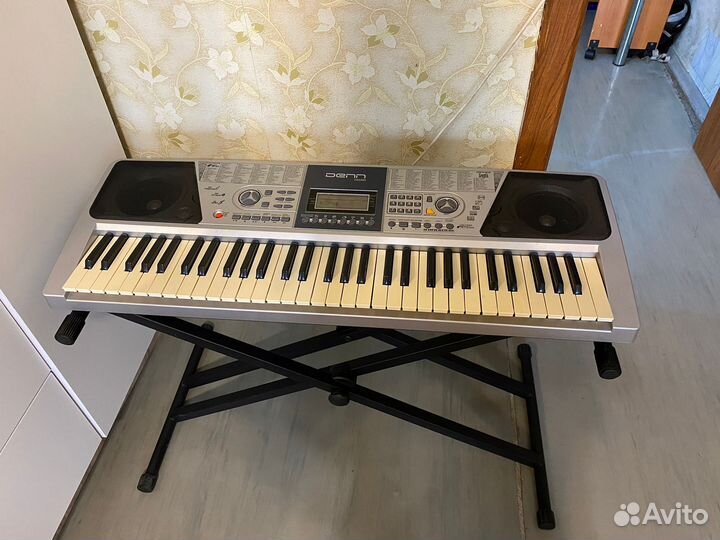 Синтезатор denn