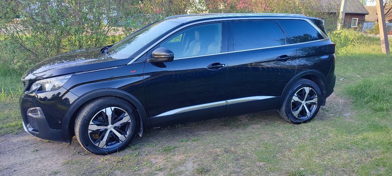 Peugeot 5008: фото владельца